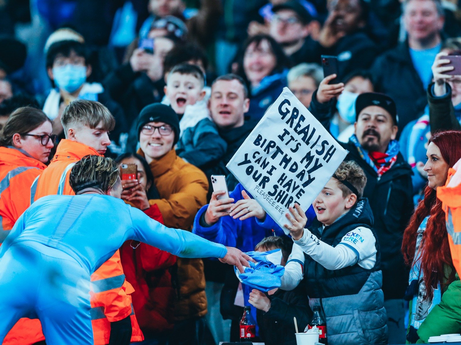 接受采访时 接受采访时